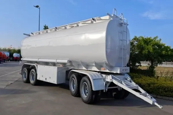 Ремарке за теглене на резервоара DeRun 4 Axle ще бъде изпратено до Еквадор